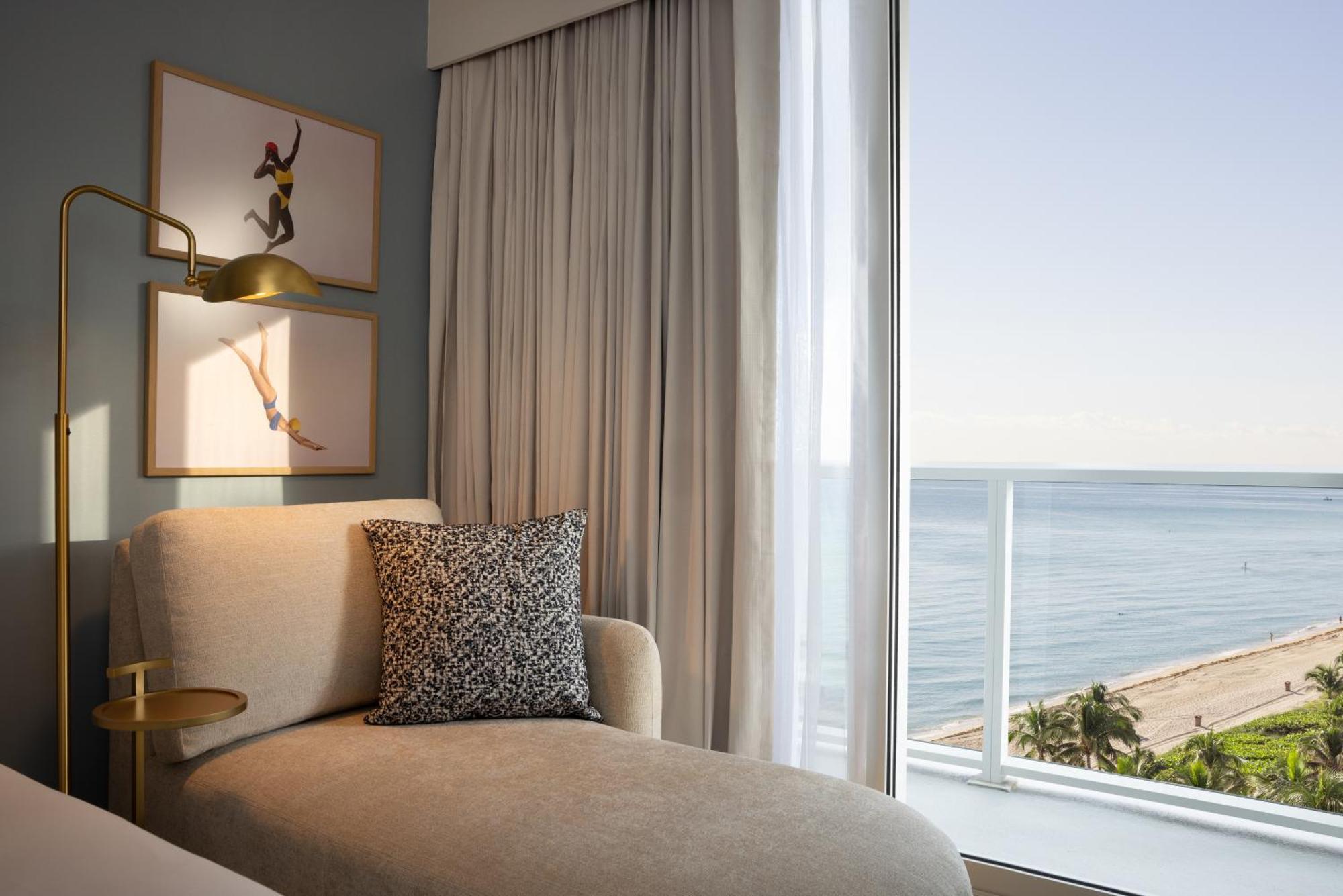 Ocean View 2 Queen Balcony-Newly Renovated
