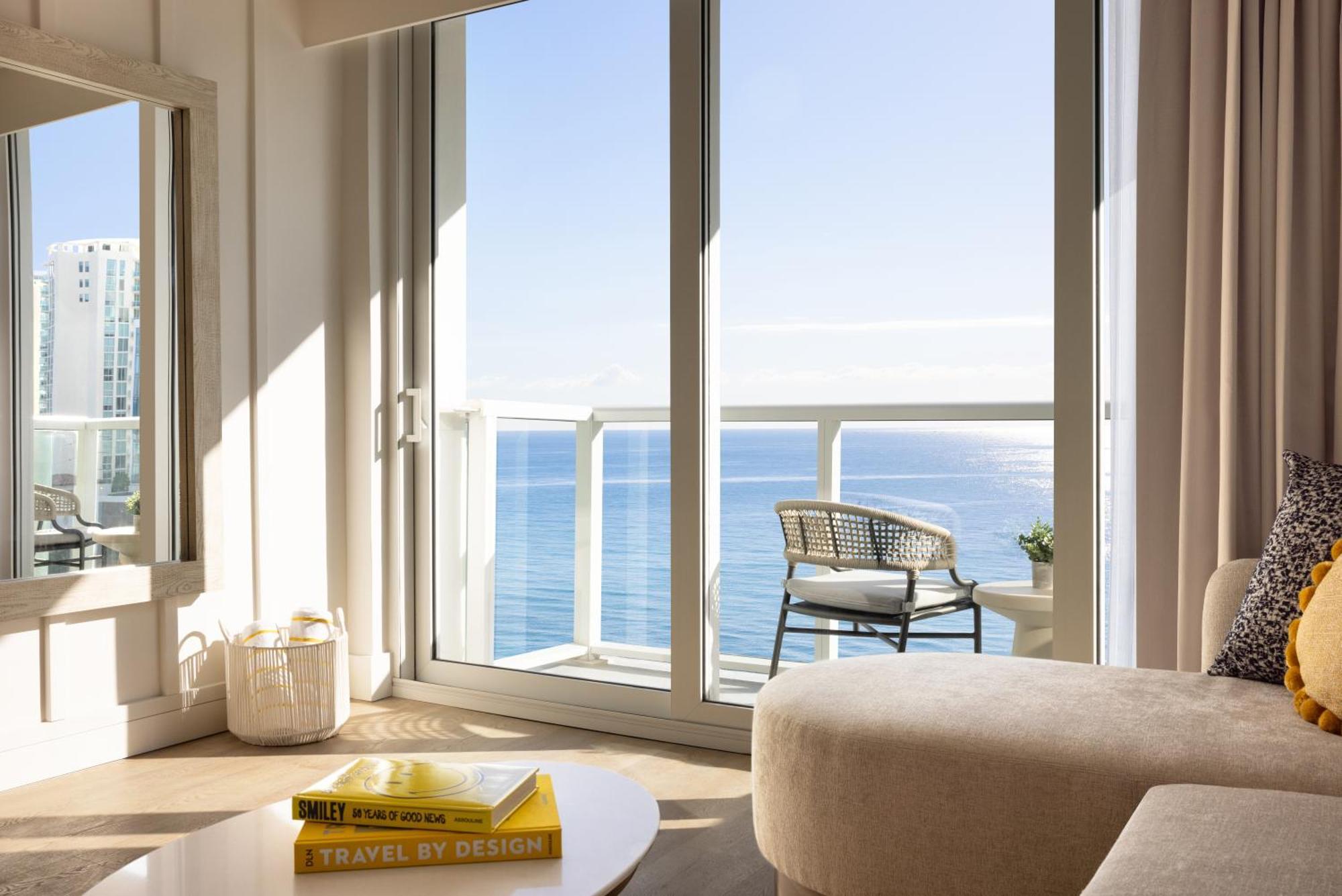 Ocean View King Room Balcony-Newly Renovated